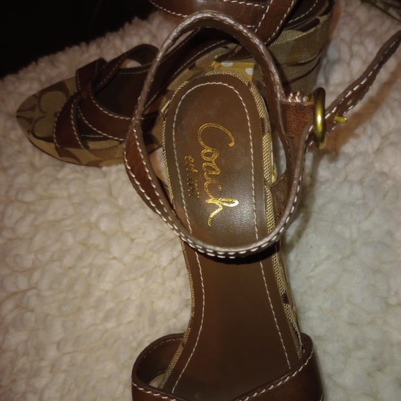 Coach wedges - Picture 3 of 4